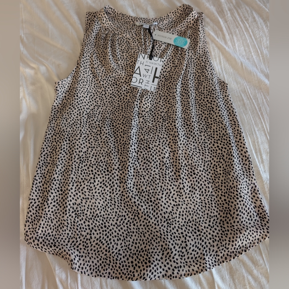 41 Hawthorn Off-White Sleeveless Blouse - Black Spot Print